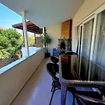 Limon Marmaris'de Oezel Havuzlu Marmaris