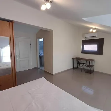 Vilă Limon Marmaris'de Oezel Havuzlu