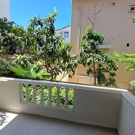 Limon Marmaris'de Oezel Havuzlu וילה